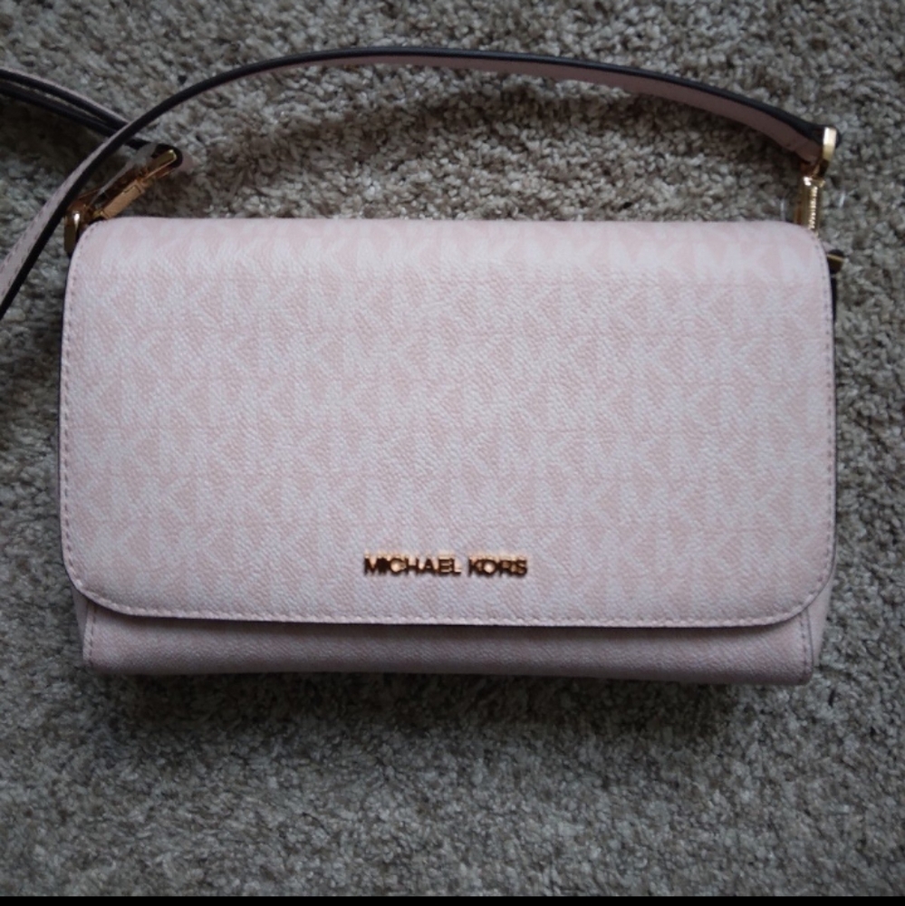 NWT Light Blush Michael Kors Crossbody